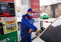 武汉加油站爆料视频,揭露油品质量与价格疑云