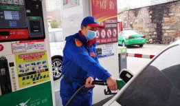 武汉加油站爆料视频,揭露油品质量与价格疑云