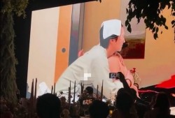 何超莲现场爆料窦骁视频,甜蜜互动引网友热议