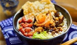 螺蛳粉工厂爆料视频播放,独家爆料视频带你探秘制作过程