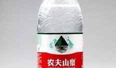 娱乐大爆料矿泉水女孩,揭秘娱乐大爆料的神秘魅力
