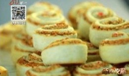 新闻夜航炸鸡爆料,炸鸡行业新动态揭秘