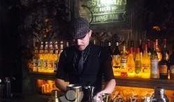 雄鹿酒吧爆料视频在线观看,视频内容大揭秘